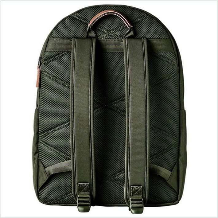  TIMBER Corey Hill 30-Liter Classic Backpack