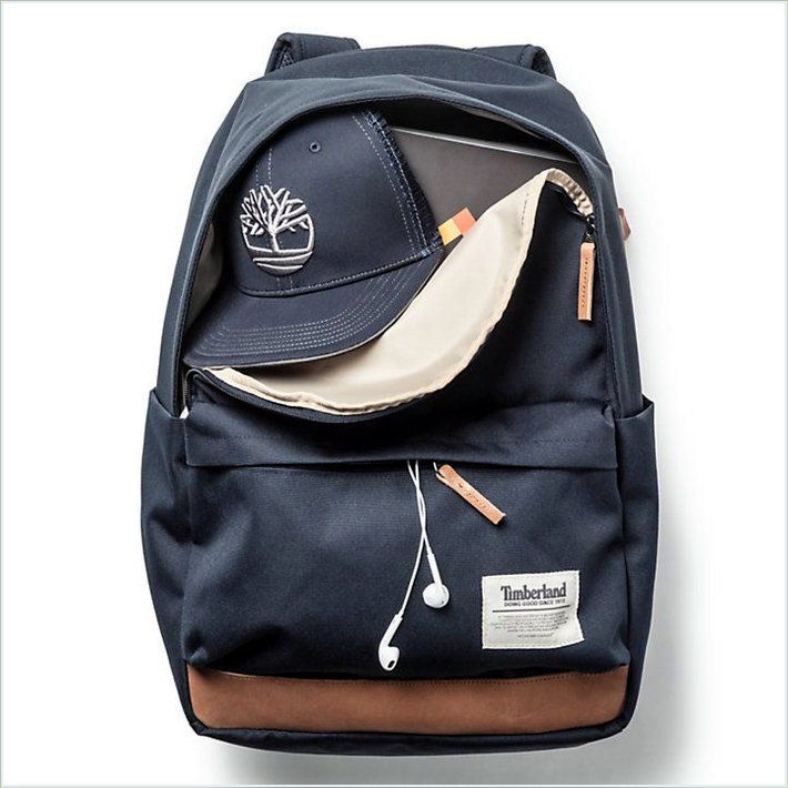  TIMBER Corey Hill 30-Liter Classic Backpack